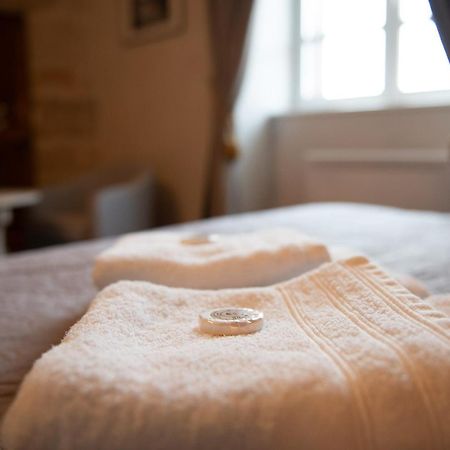 Bed and Breakfast Pat A Touille Treignac Экстерьер фото