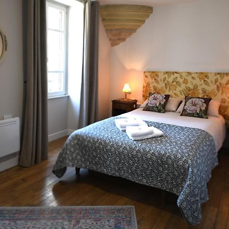 Bed and Breakfast Pat A Touille Treignac Экстерьер фото