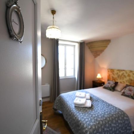Bed and Breakfast Pat A Touille Treignac Экстерьер фото