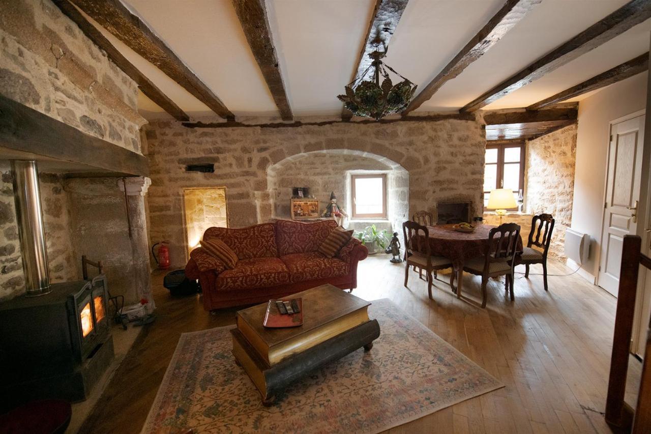 Bed and Breakfast Pat A Touille Treignac Экстерьер фото