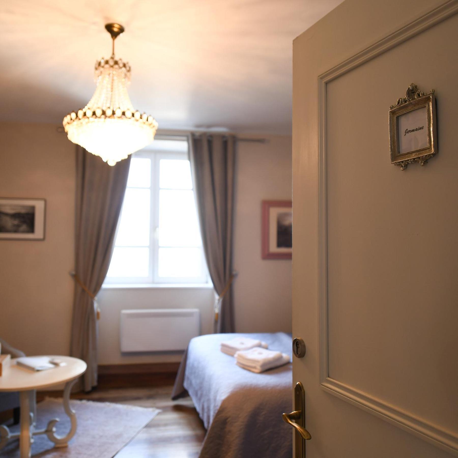 Bed and Breakfast Pat A Touille Treignac Экстерьер фото